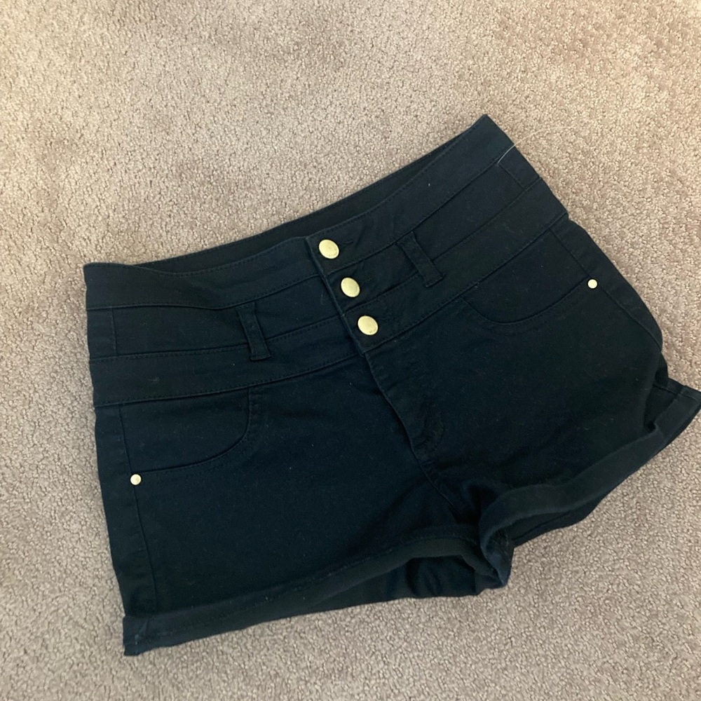 Women's Black Shorts refuge